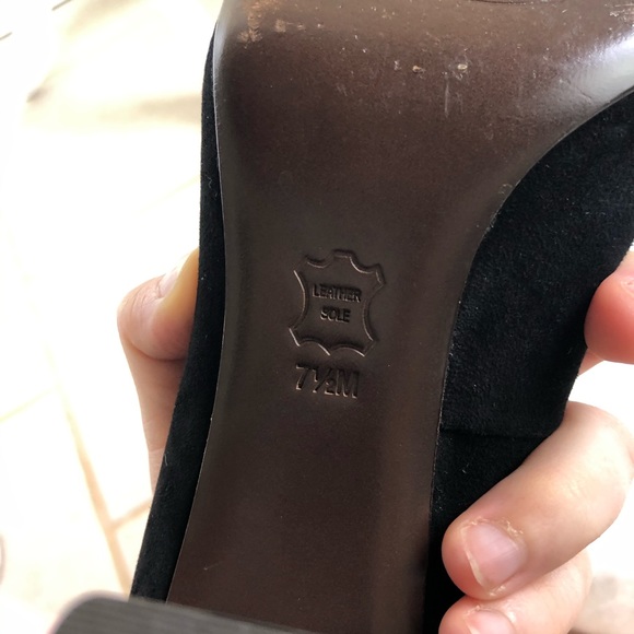 Tory Burch Black Suede Snake Cap Toe Pacey Pumps - Picture 8 of 8